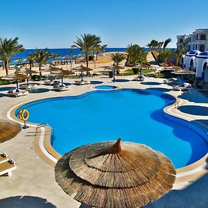 Coral Sun Beach